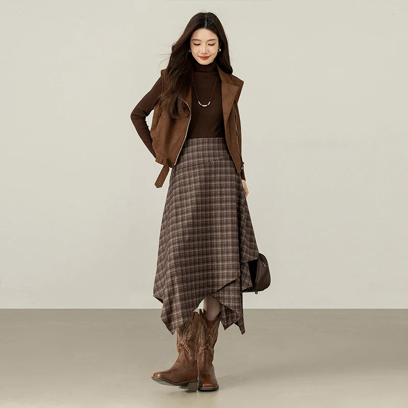 Plaid Asymmetric-Hem Skirt