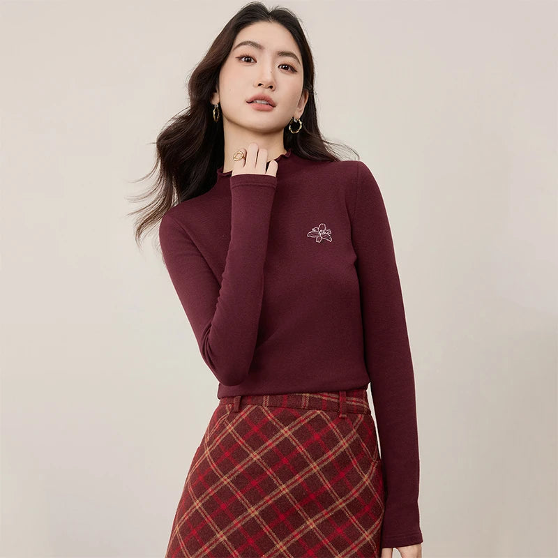 Lettuce-Edge Mock-Neck Top