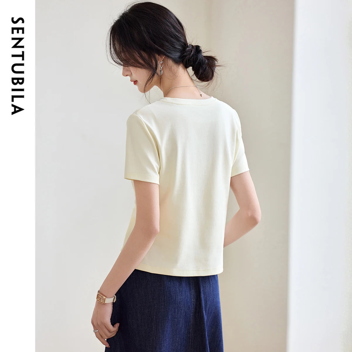 Twist-Front Asymmetric Tee