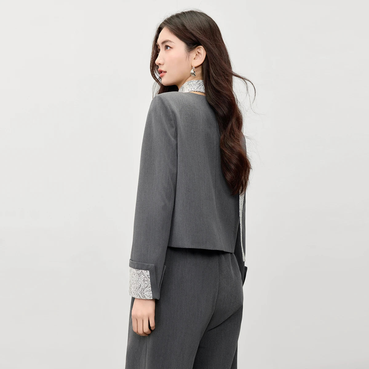Contrast-Trim Blazer and Pants Set