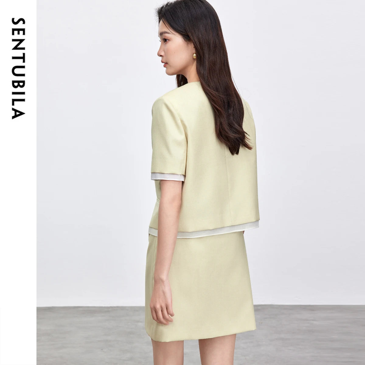 Short-Sleeve Jacket and Skirt Set