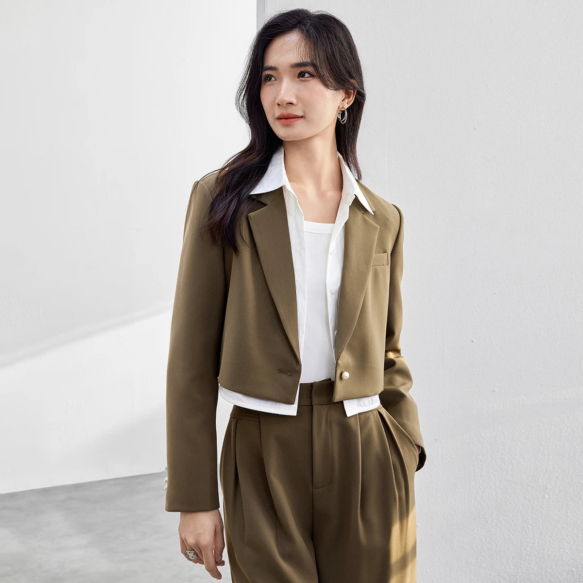Cropped Notched-Lapel Blazer