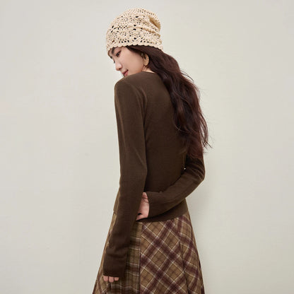 Split-Neck Long-Sleeve Top